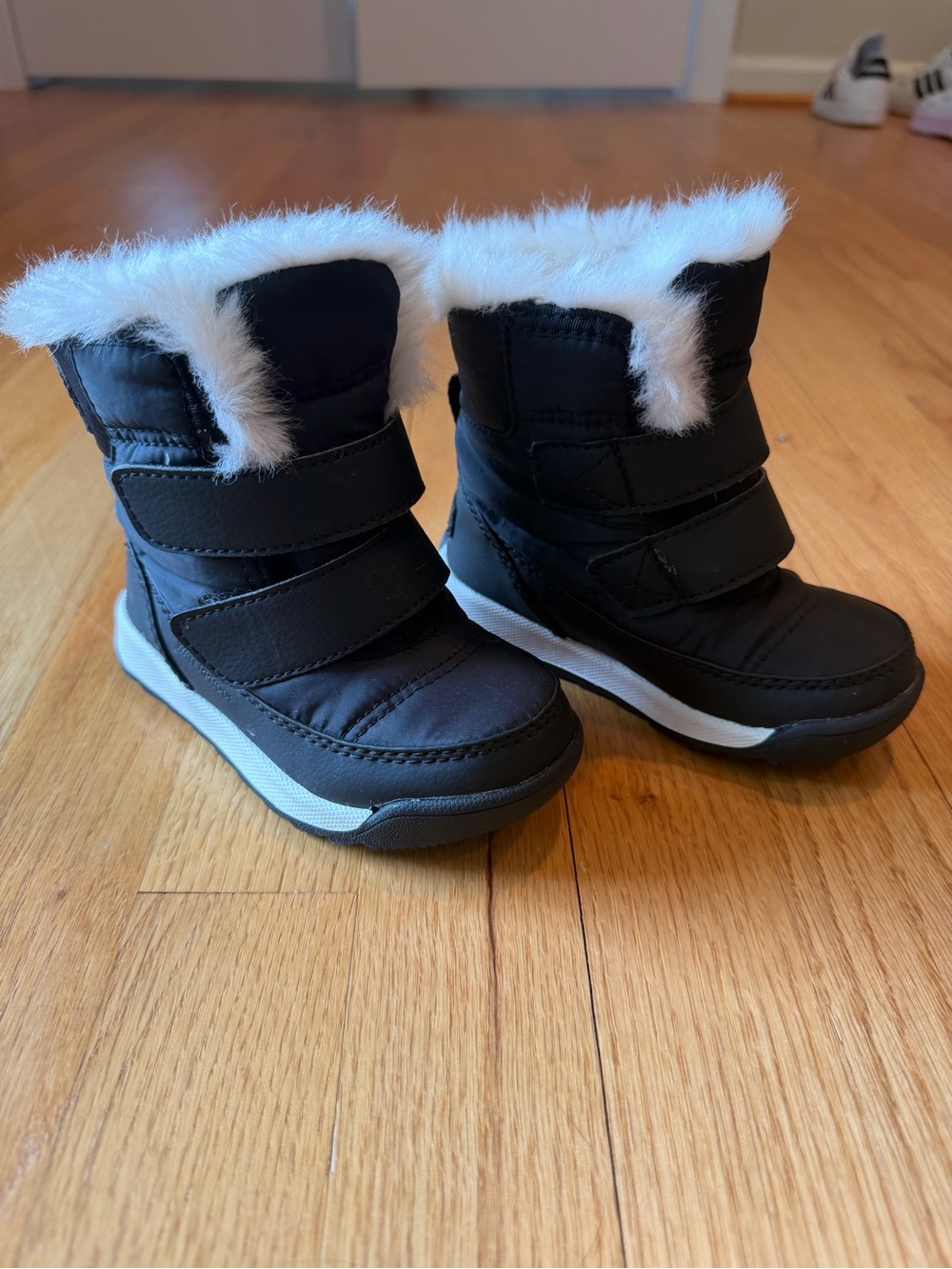 Toddler Sorel Black Winter Boots with White Faux Fur- Size 7